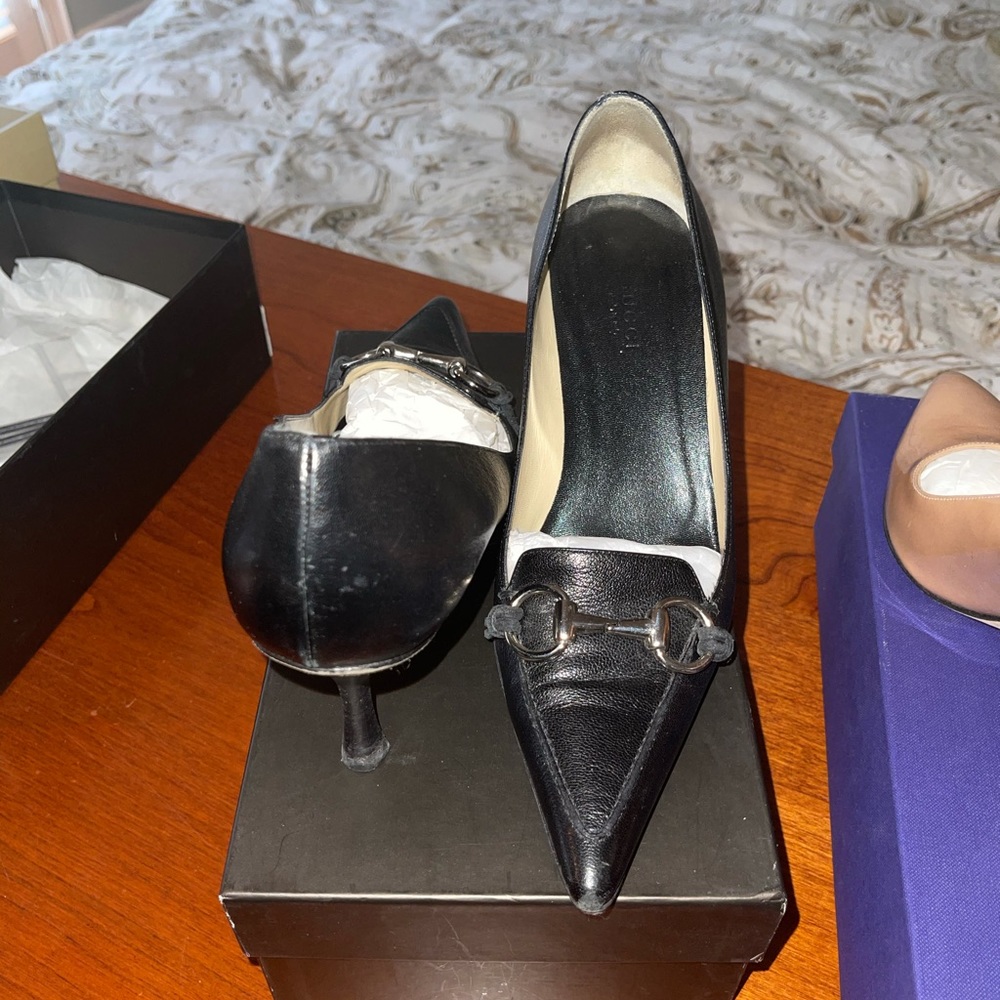 Gucci black leather heels